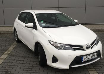 TOYOTA AURIS 5d